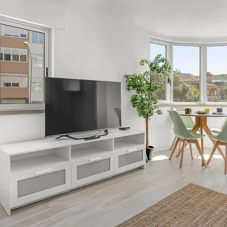 Bright By Lisbeyond Apartamento