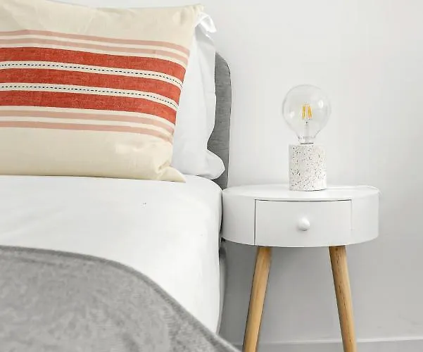 Bright By Lisbeyond Апартаменты Алжеш